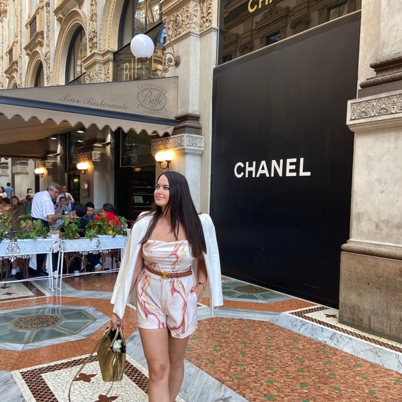 luckyluxury25